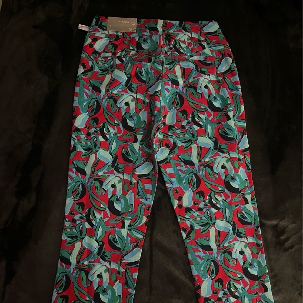 FLORAL PRINT PANTS (BRAND NEW/NEVER WORN!!!!)